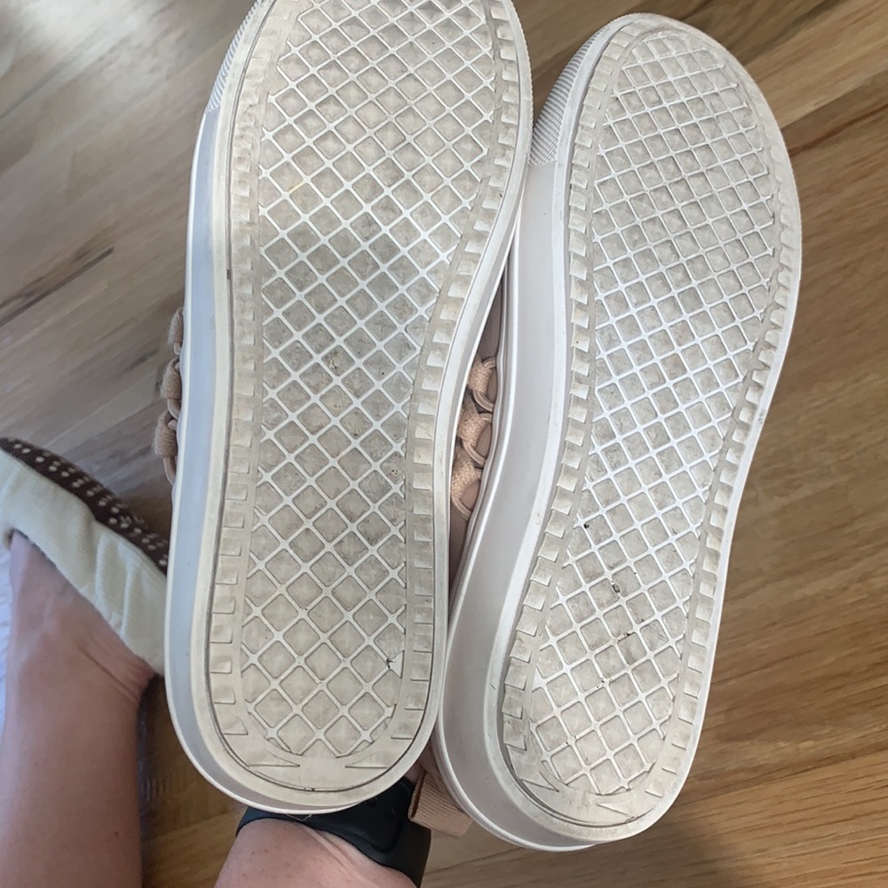 Steve Madden Blush Kicks - Picture 6 of 7